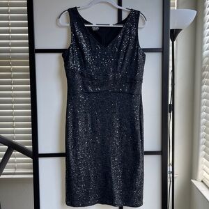 👗 Muse Sleeveless Black Sequin Sheath Dress 👗